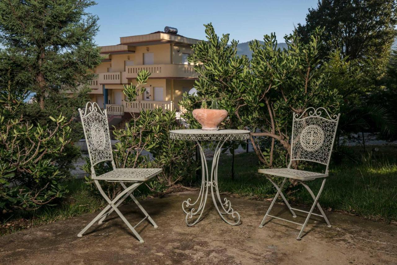 Studios Tasos Chrisi Ammoudia Esterno foto